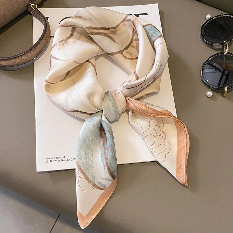 Geschilly silk scarf