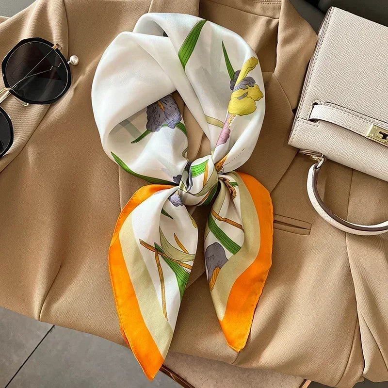 Geschilly silk scarf